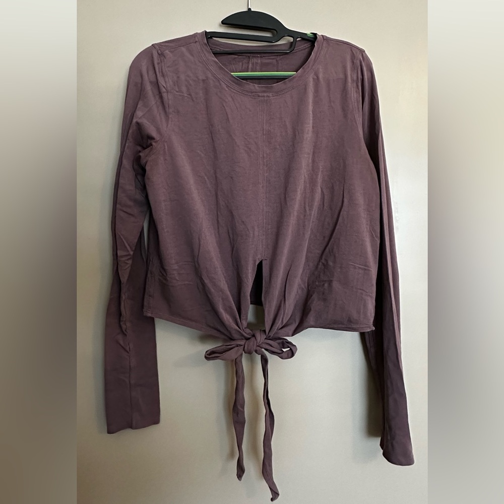 Plum Lululemon wrap/tie shirt *see description for sizing*